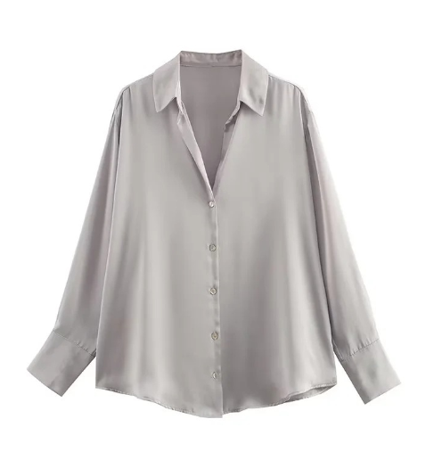 Graues Damenhemd aus Seide mit langen Ärmeln und Knopfleiste. Elegantes Design, ideal für Büro oder Freizeit. Hochwertige Damenmode.